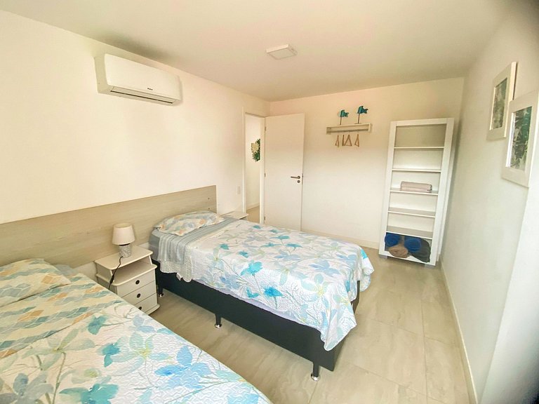 Apartamento 2 Quartos Frente à Praia em Arraial do Cabo