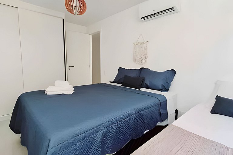 204 Apto frente a Praia dos Anjos c\vista lateral