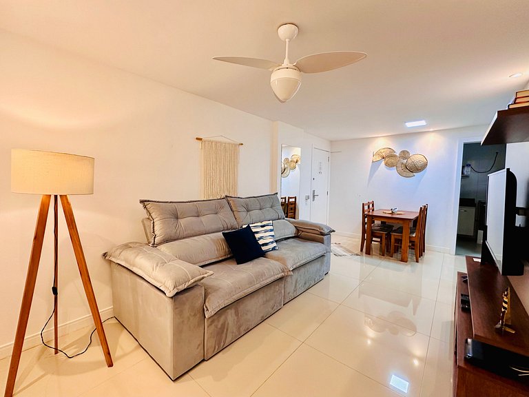 Apartamento 2 Quartos Frente à Praia em Arraial do Cabo