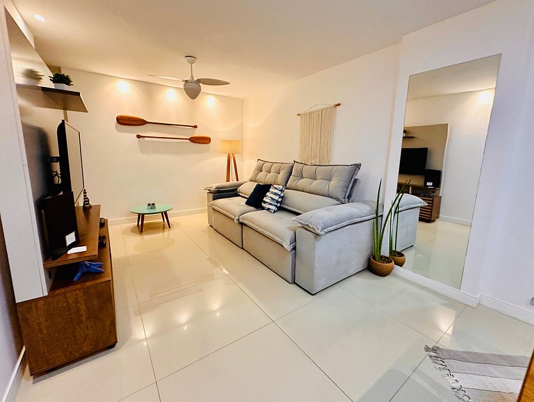 Apartamento 2 Quartos Frente à Praia em Arraial do Cabo