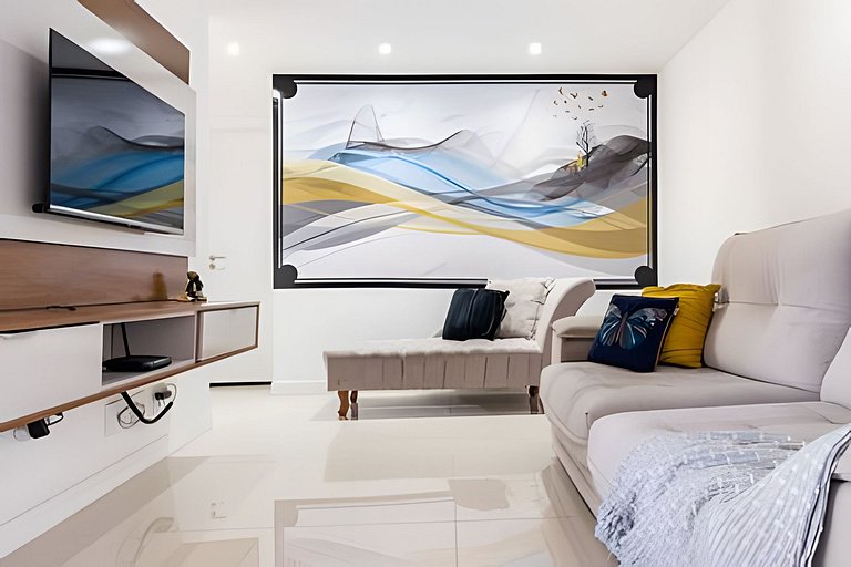 Charmoso apartamento beira mar na Praia dos Anjos
