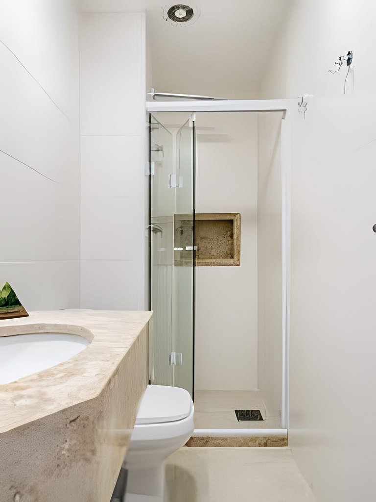 Charmoso apartamento beira mar na Praia dos Anjos