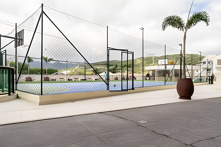Charmoso apartamento beira mar na Praia dos Anjos