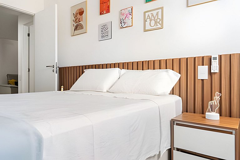 Charmoso apartamento beira mar na Praia dos Anjos