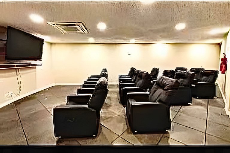 Charmoso apartamento beira mar na Praia dos Anjos