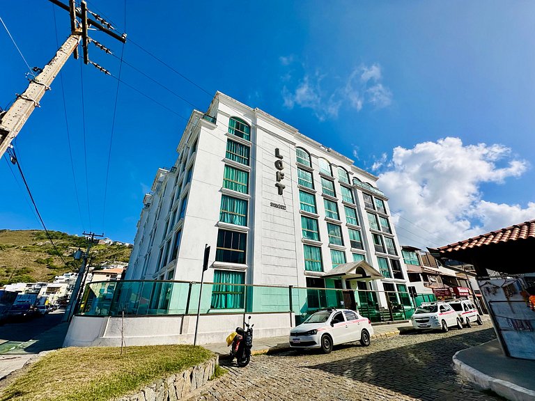 Loft bem equipado, a poucos passos da praia - 320