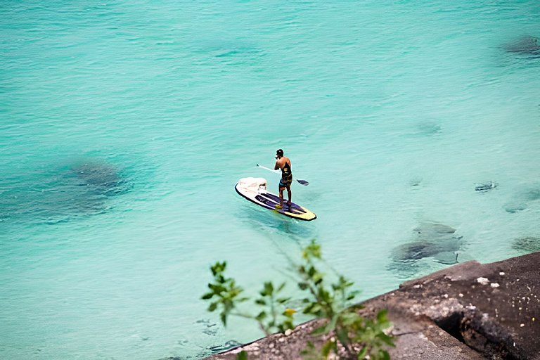 Casa de madeira a 150 m da Praia Grande c/ quintal