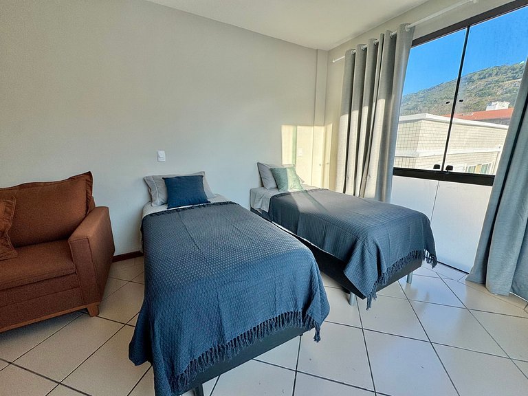 Loft bem equipado a poucos passos da Prainha