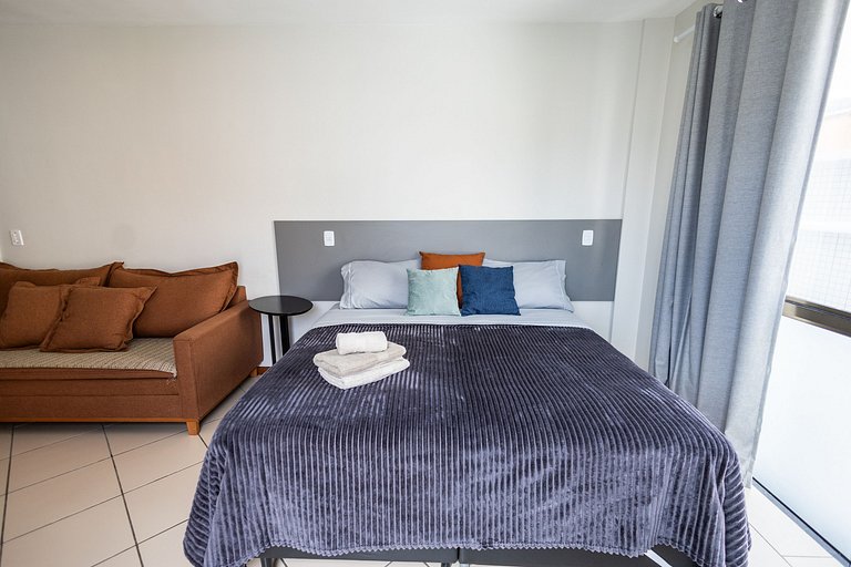 Loft bem equipado, a poucos passos da praia - 320