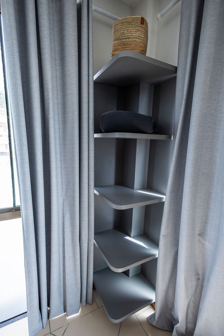 Loft bem equipado, a poucos passos da praia - 320