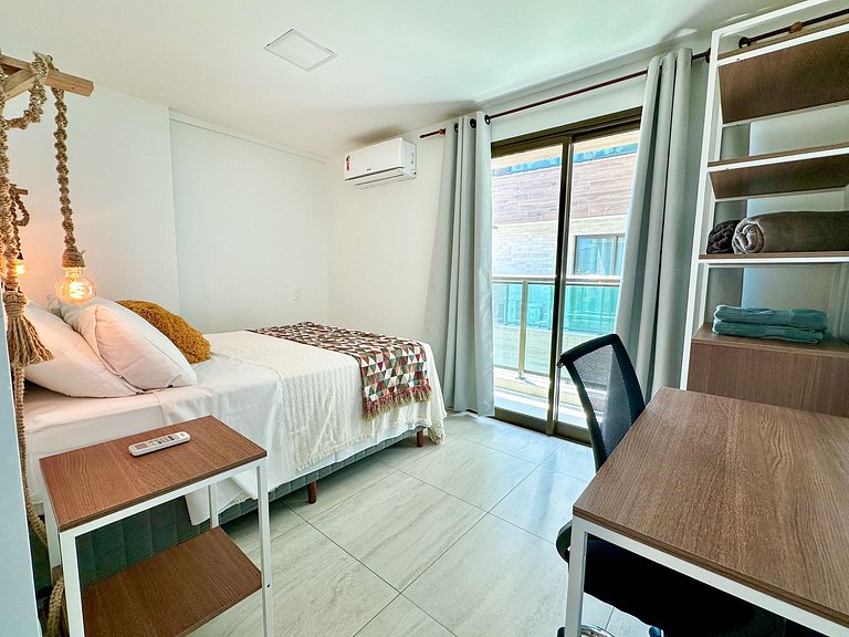 408 Apartamento em prédio com piscina, vista,sauna